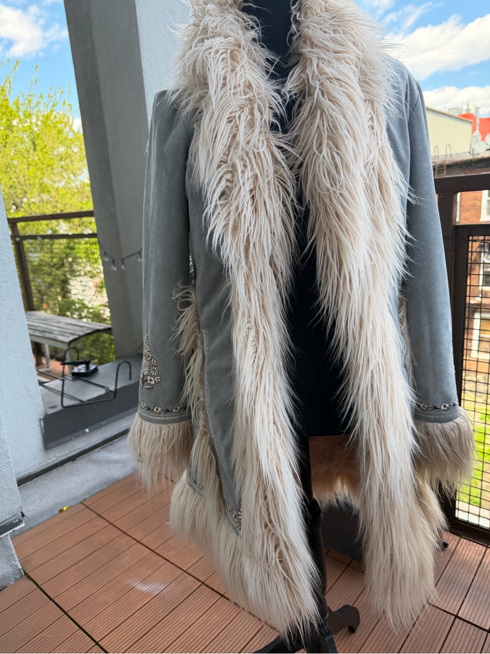 Spell Light Gray Teddy Jacket with Cream Faux-Fur Trim & Floral Embroidery - Picture 3 of 3